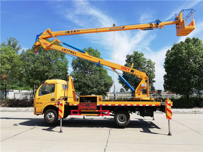 東風(fēng)18米高空作業(yè)車與隨車吊價(jià)格解析 廠家報(bào)價(jià)及選購(gòu)指南